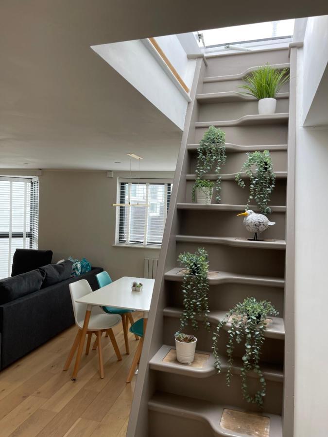 Lovely Modern Apartment In The Lanes Hove Extérieur photo